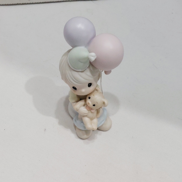 Precious Moments (1490) - Picture 3 of 10